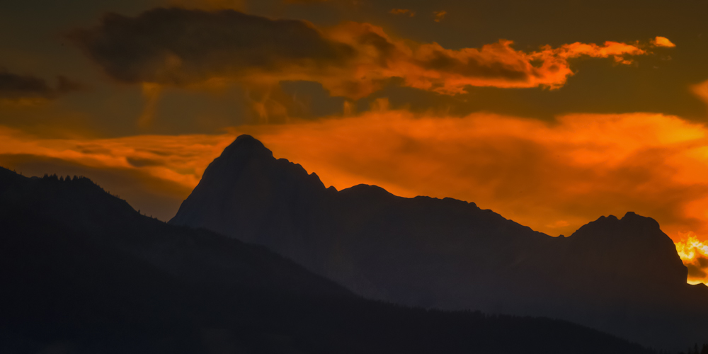Mt. Louis - Fire in the Sky