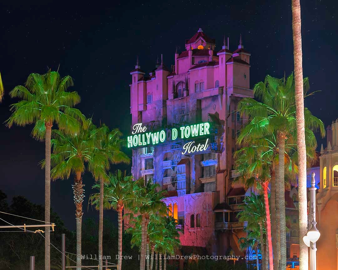 FREE Disney Background Wallpaper
